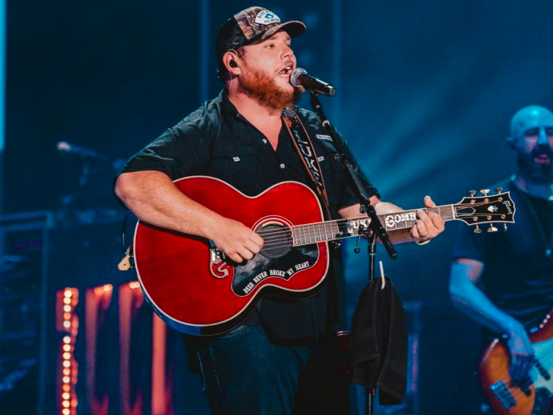 Luke Combs at Harveys Outdoor Arena