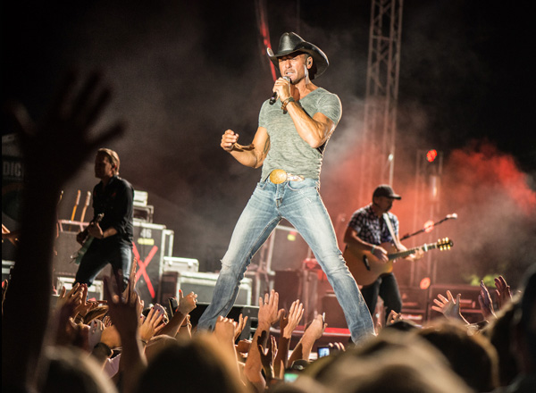 Tim McGraw & Brooke Eden at Harveys Outdoor Arena